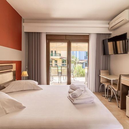 Dafni'S Seaside Luxury Studios 니키티 외부 사진